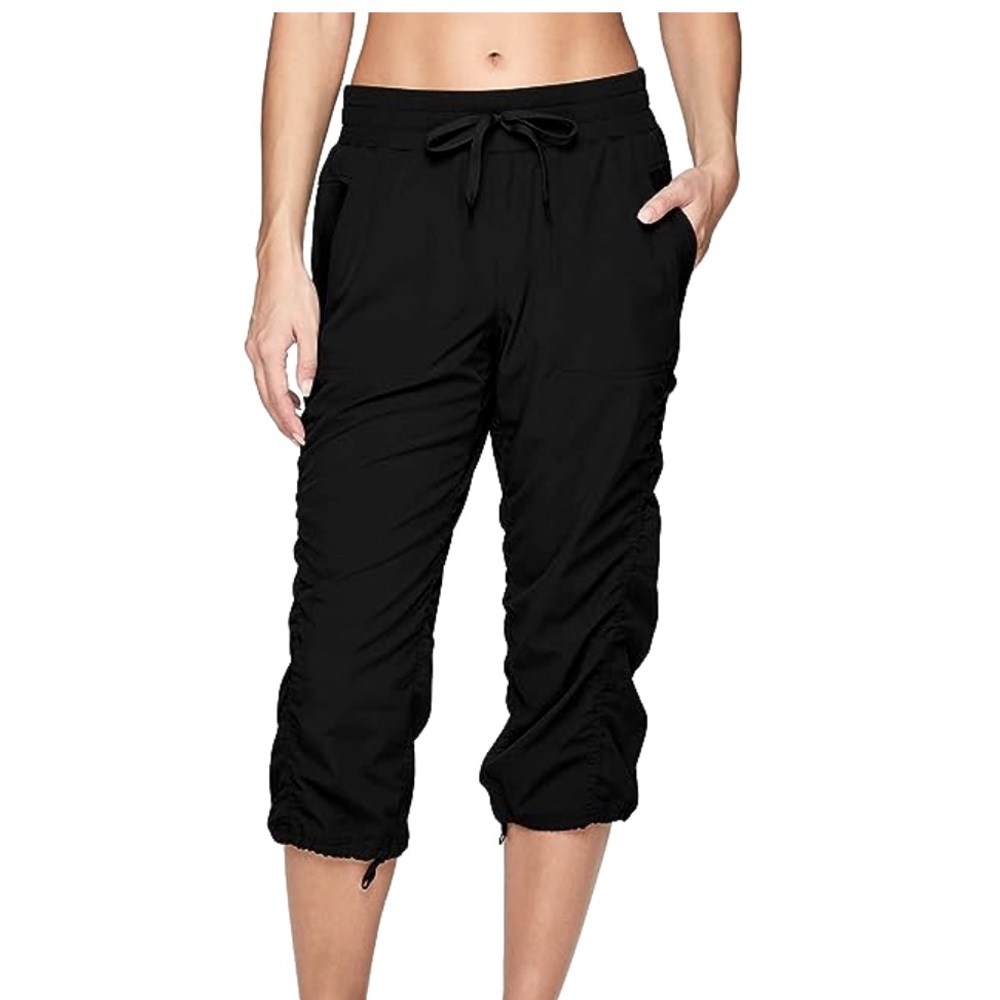 NWT. RBX active cropped pants.